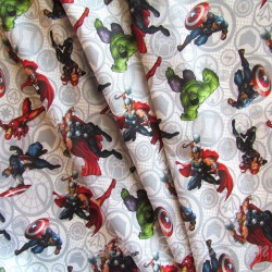Stof Marvel Avengers Superhelden in actie | Wolf Stoffen