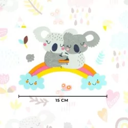 Katoenen stof Koala op een regenboog witte achtergrond | Wolf Stoffen