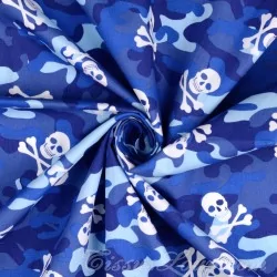 Katoenen stof Blauwe camouflage en schedels | Wolf Stoffen