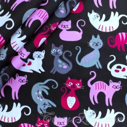 Katoenen Stof Schattige Katten Roze Grijze en Wit zwarte achtergrond | Wolf Stoffen